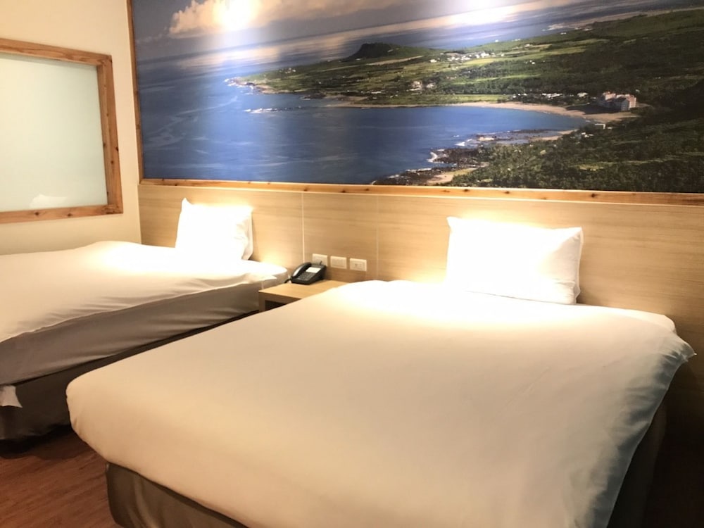 Elite Twin Room photo 1