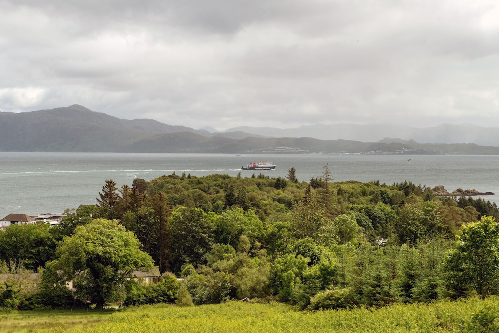 Cabin, Private Bathroom, Sea View (Sleat) photo 1