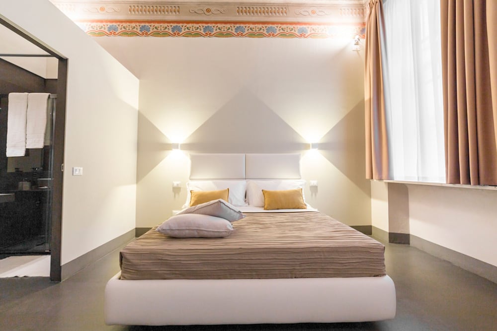 Superior Double Room - Photo 8