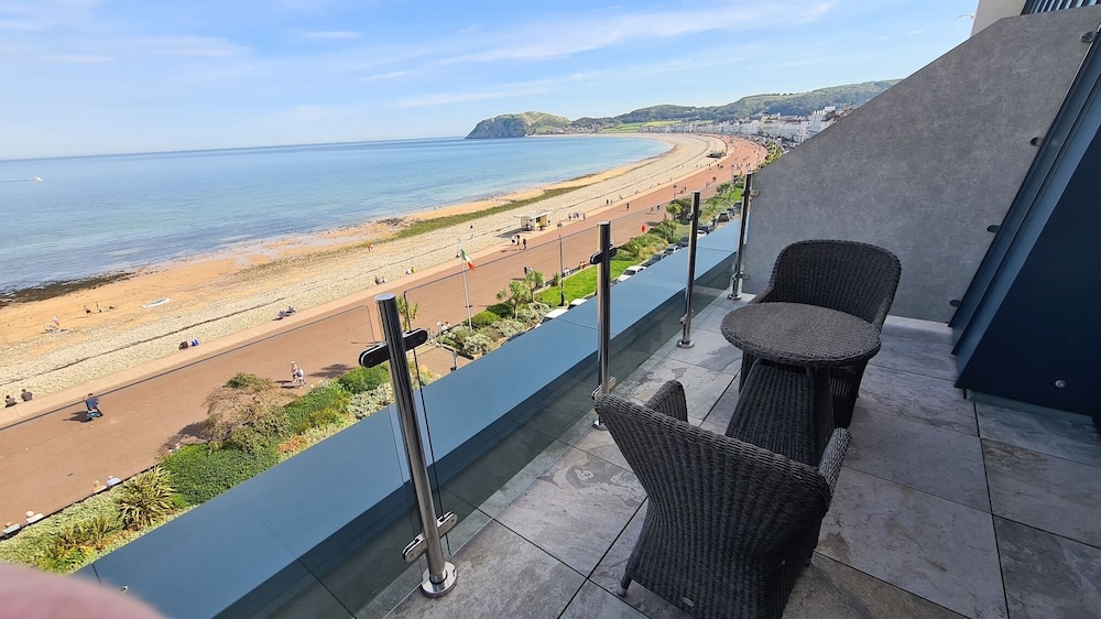 Luxury Double Room, Balcony, Sea View photo 2
