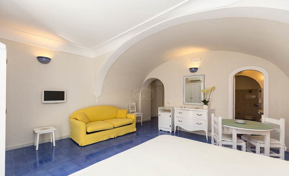 Standard Quadruple Room photo 3