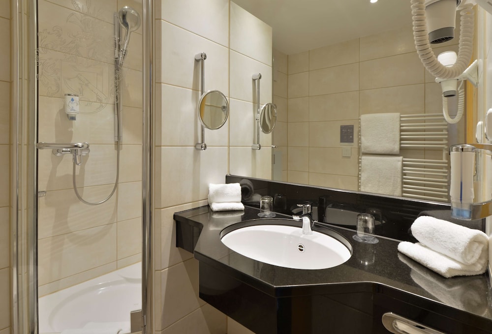 Premium Room, 1 Double Bed - Photo 5