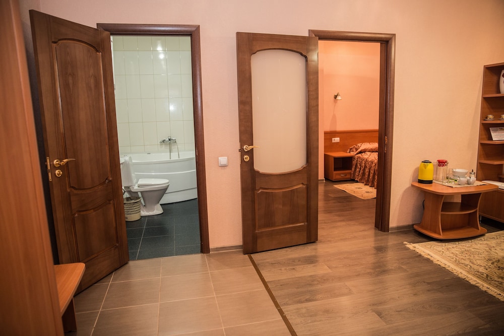 Suite, 1 Bedroom, Jetted Tub photo 2
