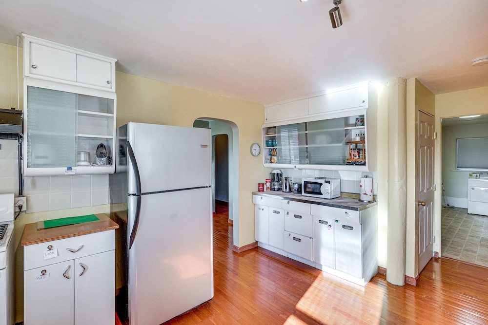 House (4 Bedrooms) photo 2
