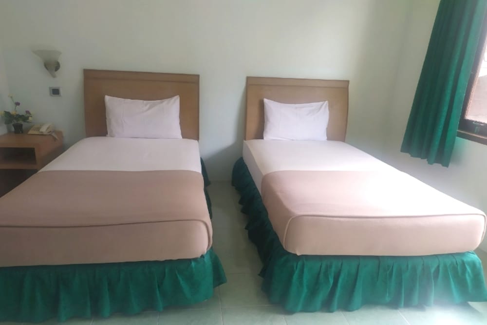 Standard Twin Room photo 3