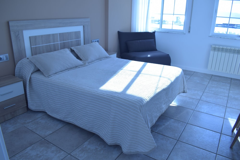 Basic Double Room photo 2