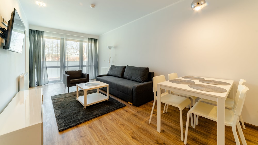 Apartment (7)