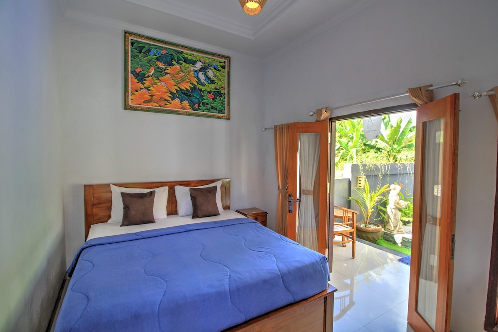Standard Double Room, 1 Queen Bed, Pool View photo 1