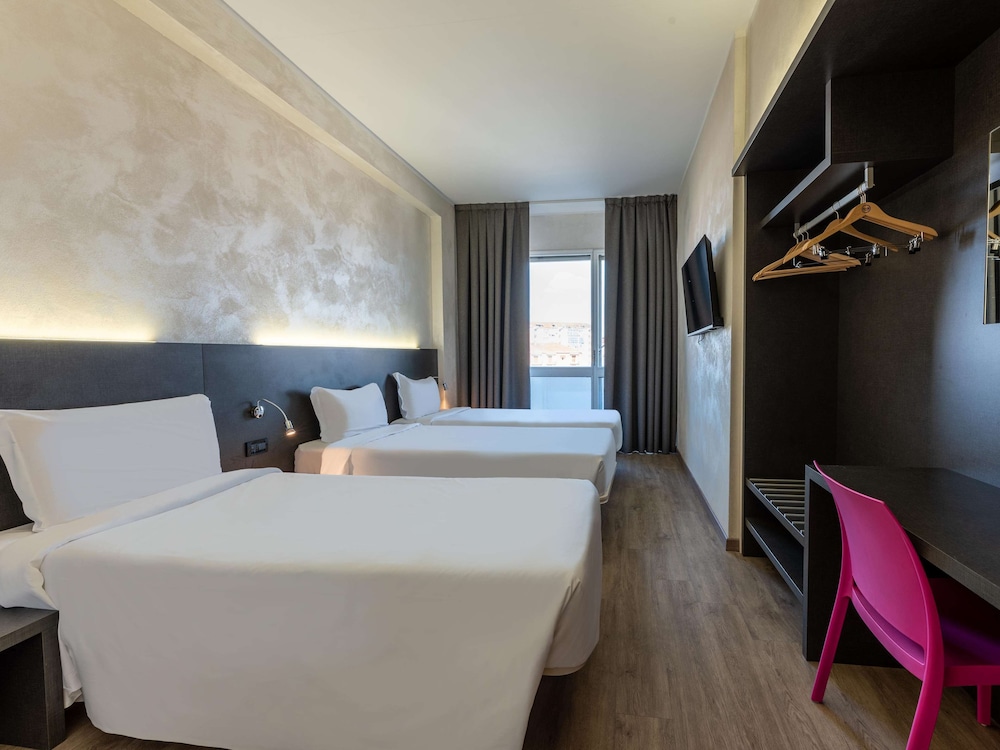 Superior Triple Room - Photo 1