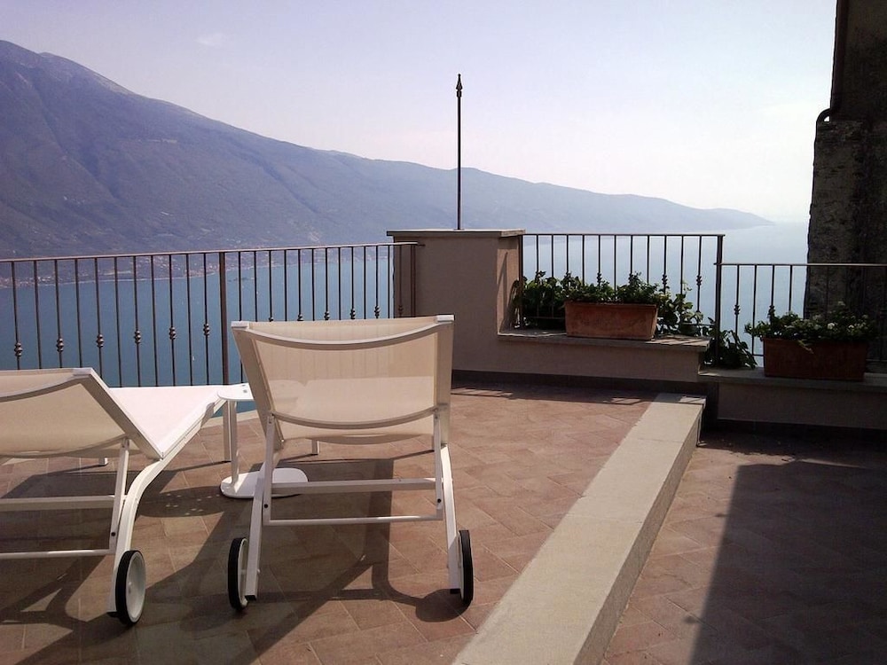 Junior Suite, Terrace, Lake View photo 3