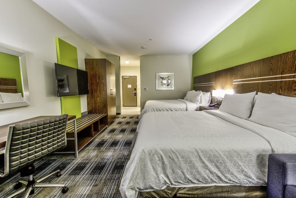 Standard Room, 2 Queen Beds, Accessible (Communication) photo 2