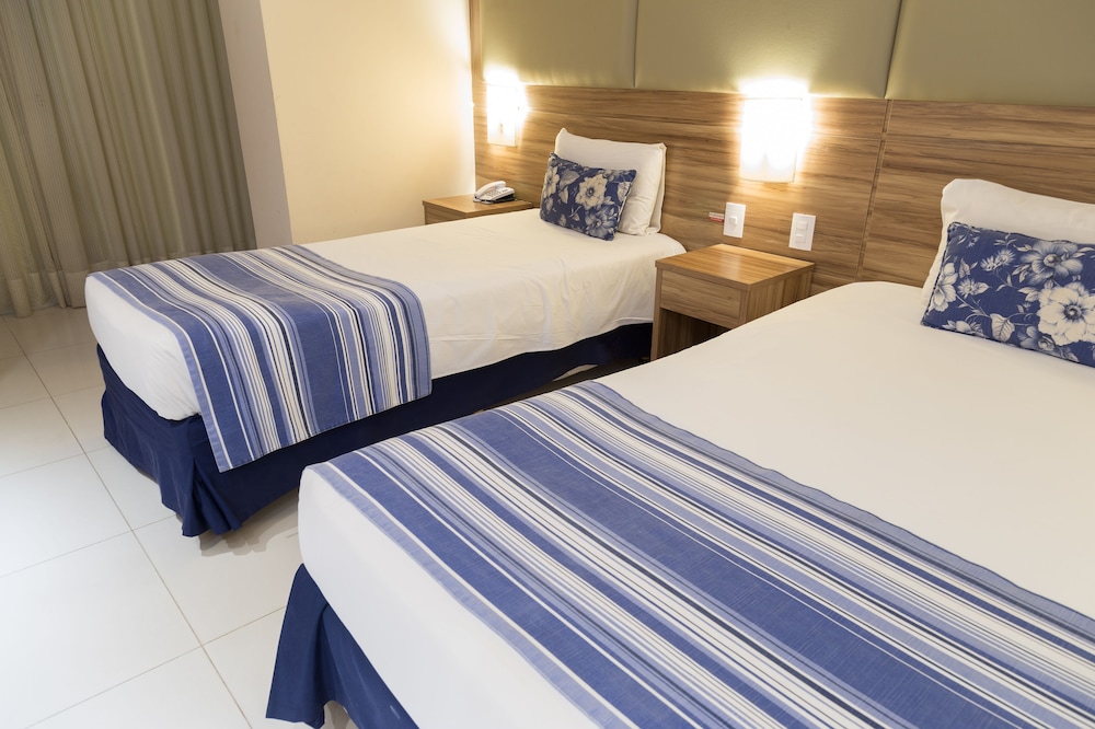 Deluxe Triple Room - Photo 14