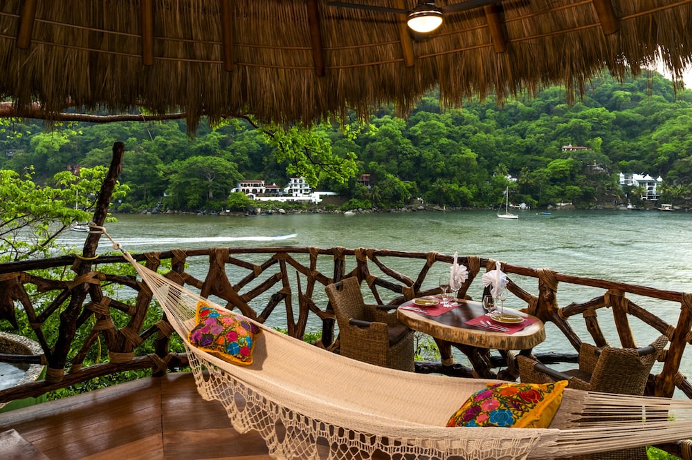 Jungle Love Nest-ocean View