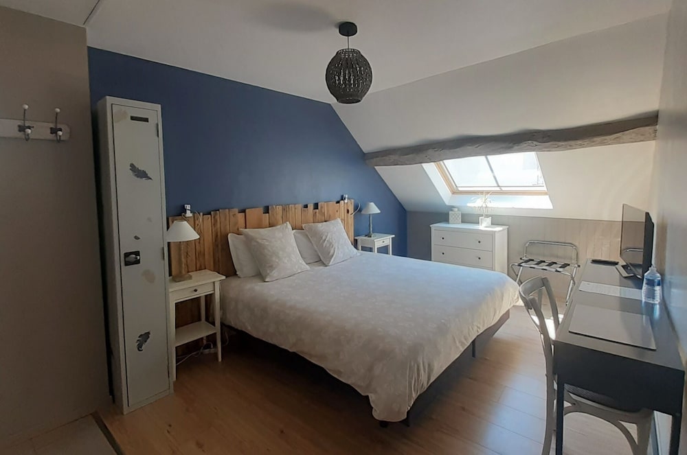 Comfort Double or Twin Room, City View