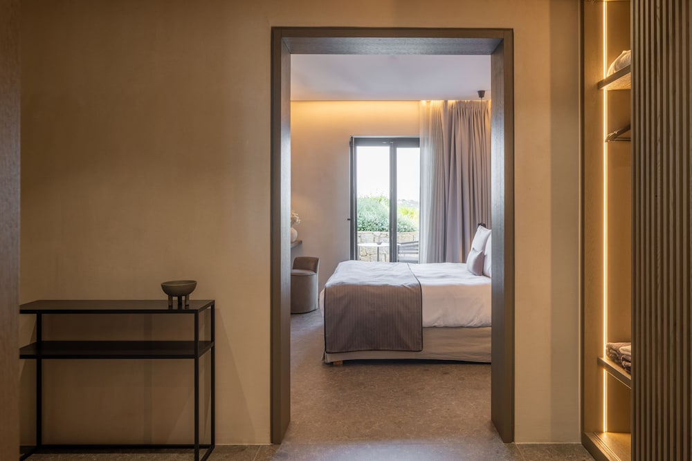 Superior Room, Sea View - Photo 2