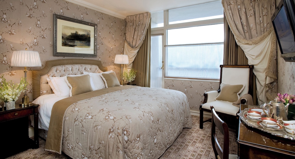 Deluxe Room, 1 Double Bed, Balcony photo 2