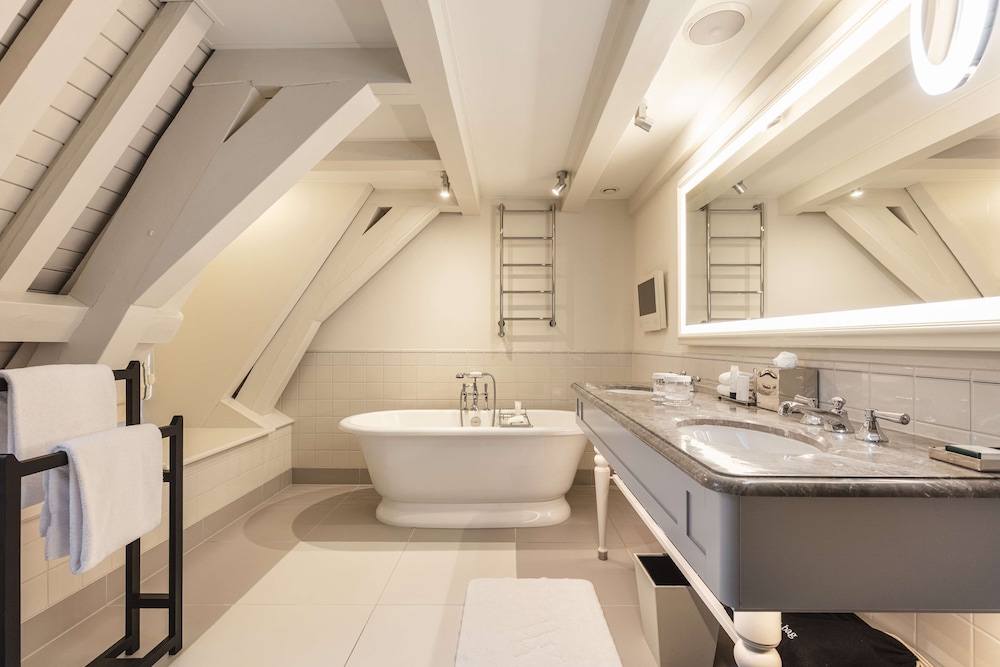 Premier Loft, 1 King Bed thumbnail 6