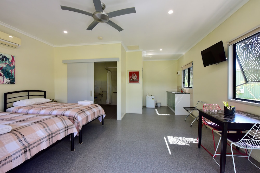 Wheel Chair accessible room - Chalet 4 photo 3