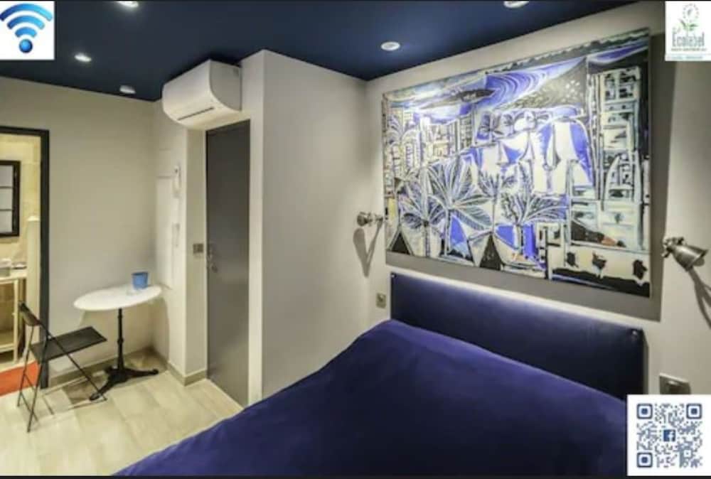 Standard Apartment, 1 Queen Bed