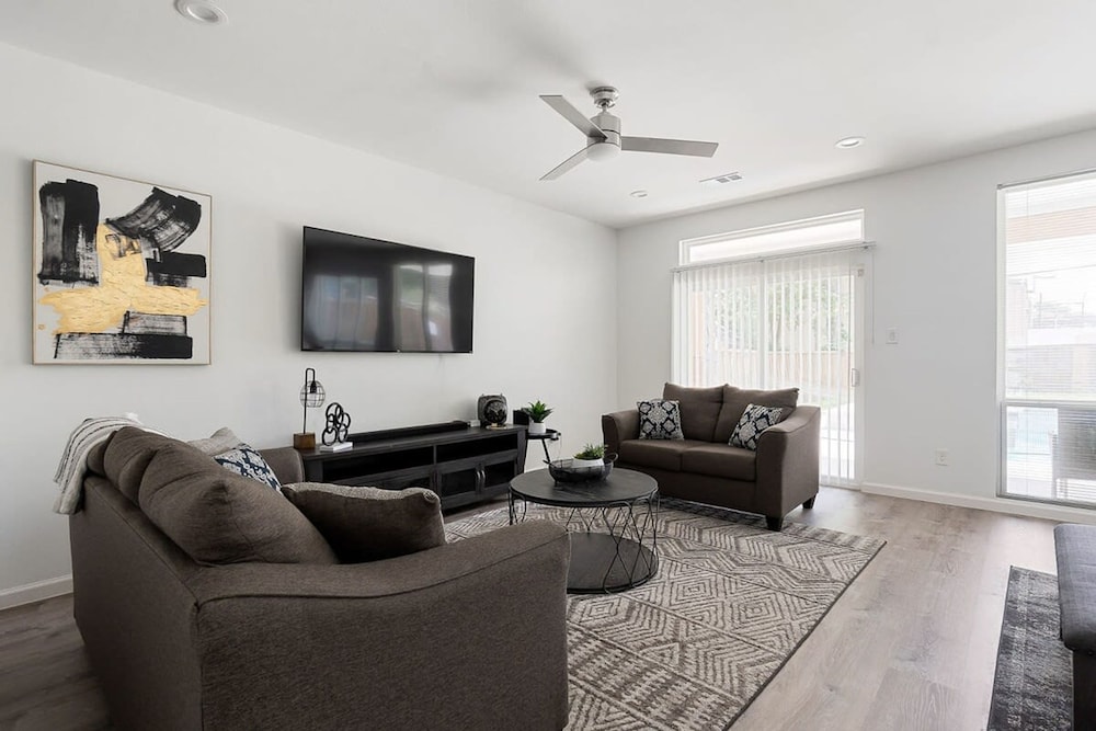 Urban Retreat With Pool Near Downtown Dallas, 写真 10