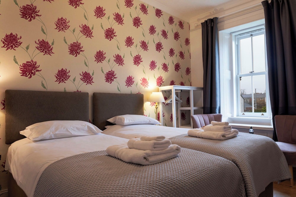 Double or Twin Room, Ensuite