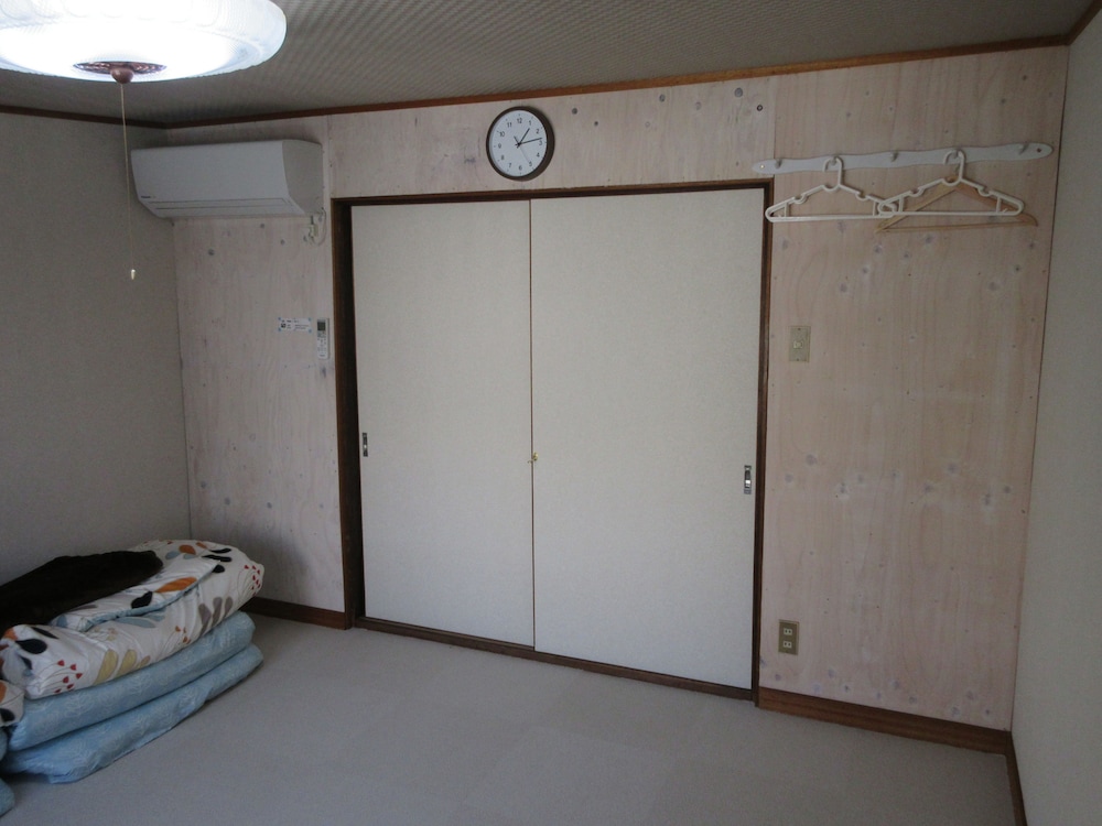 Western Style Room For 4 Guests photo 2