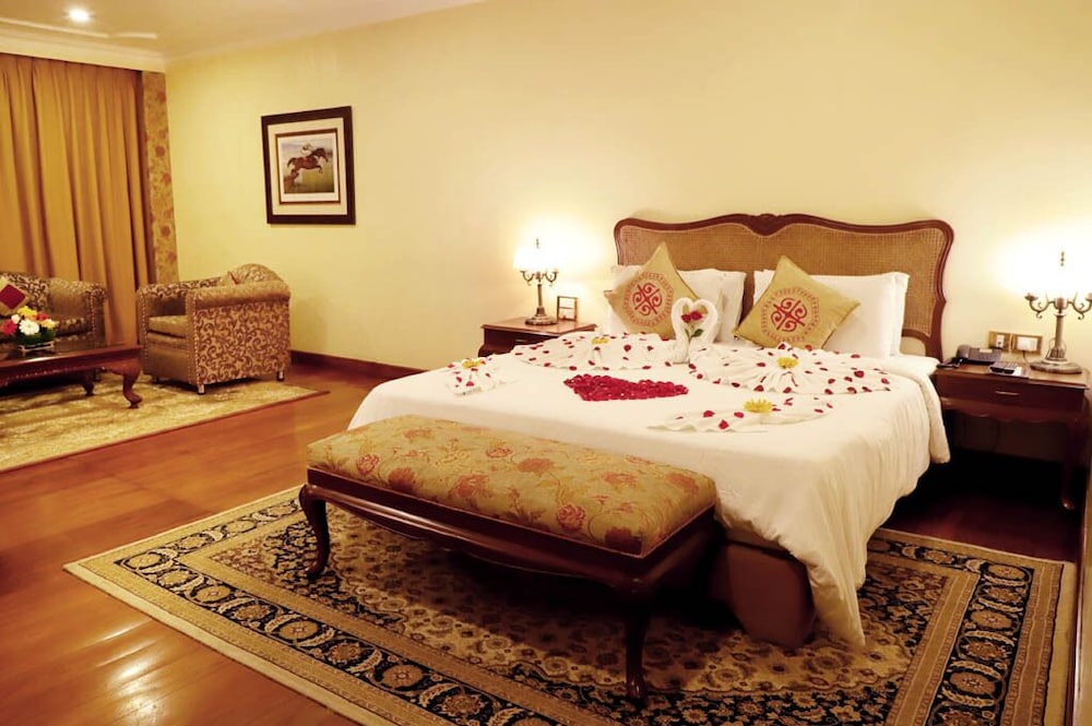 Royal Suite - Photo 1