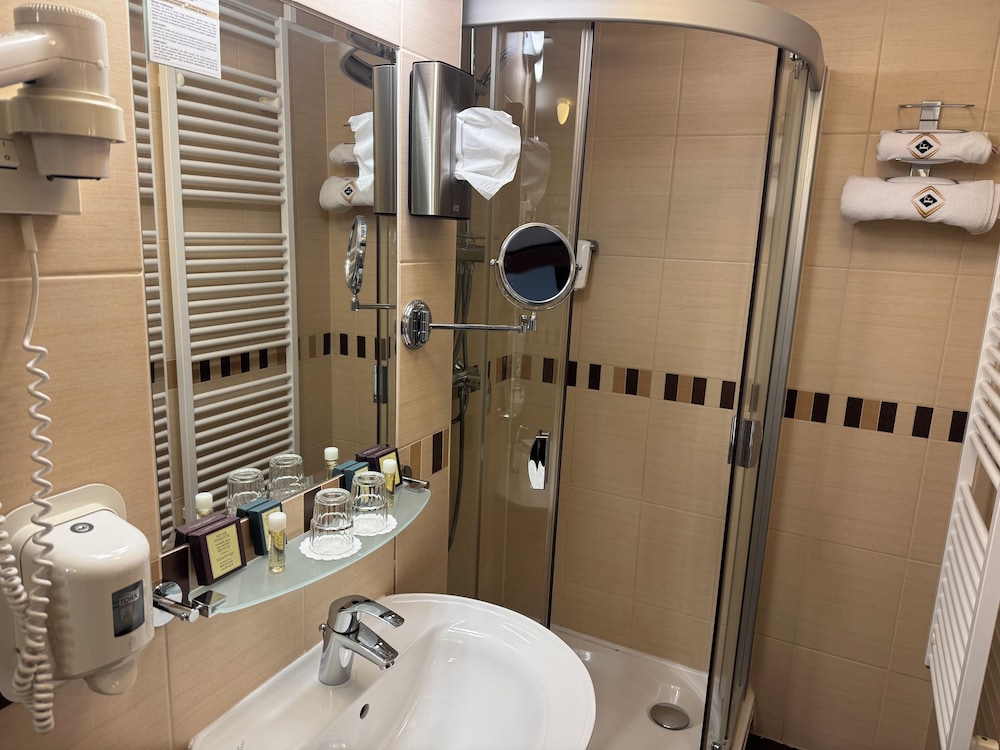 Comfort Double or Twin Room - Photo 3