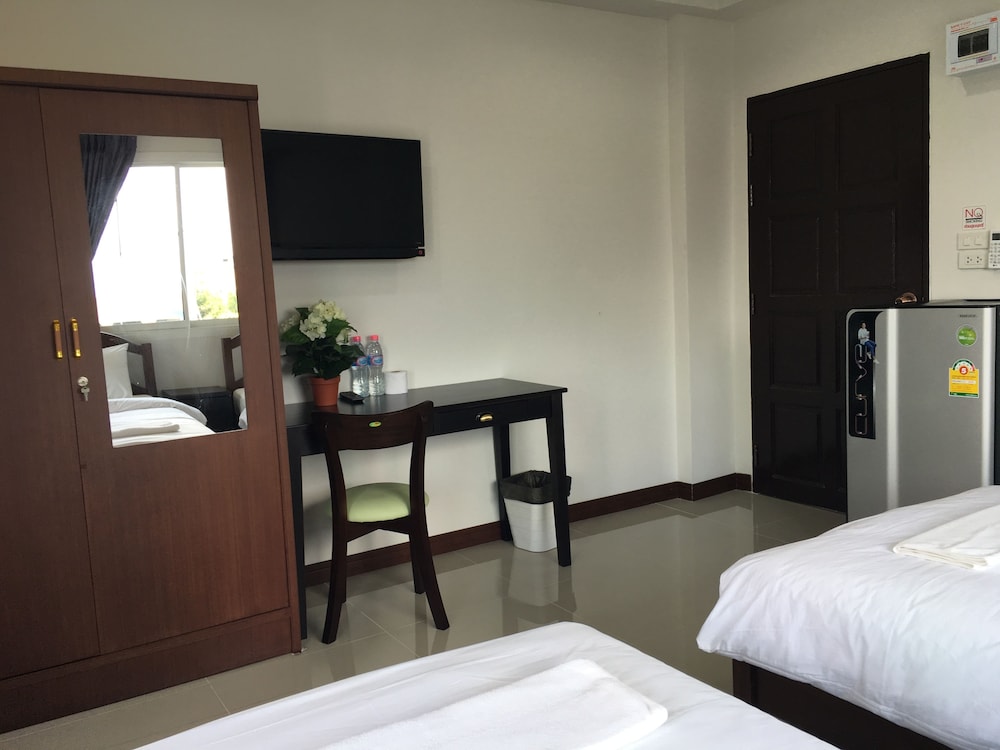 Standard Double Room photo 3