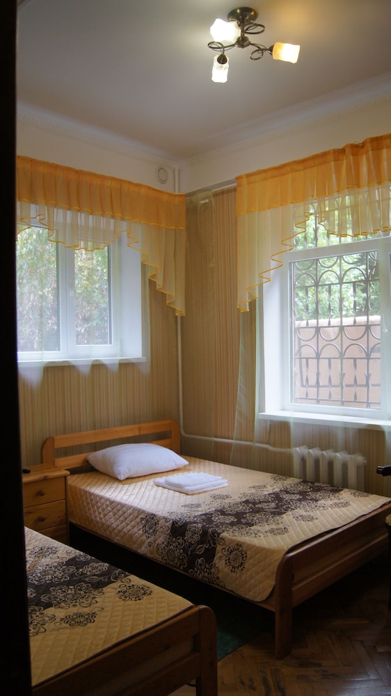 Standard Double or Twin Room photo 1