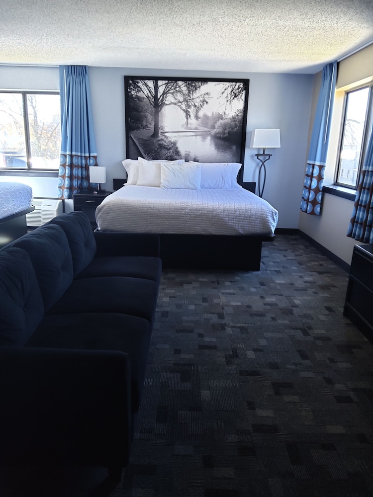 Studio Suite, Multiple Beds, Non Smoking - Photo 2