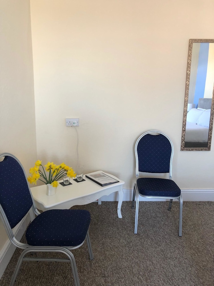 Standard Double Room, Ensuite photo 2