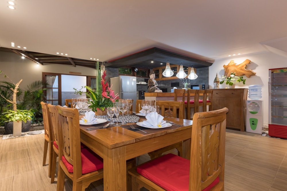 Luxury Villa, 3 Bedrooms, Pool View - Photo 4