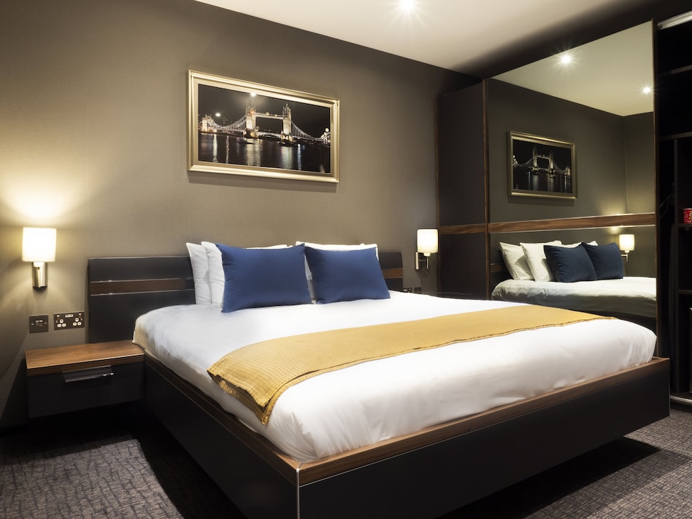 Premium Room, 1 Double Bed, River View - Photo 4