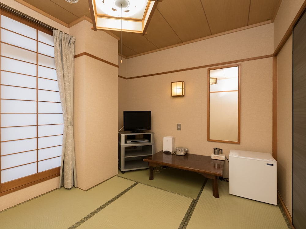 Japanese Style Room - Twin (Smoking) photo 3