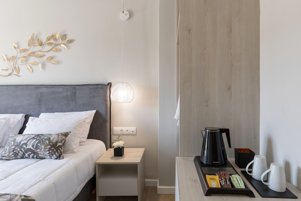 Room (Small) photo 3