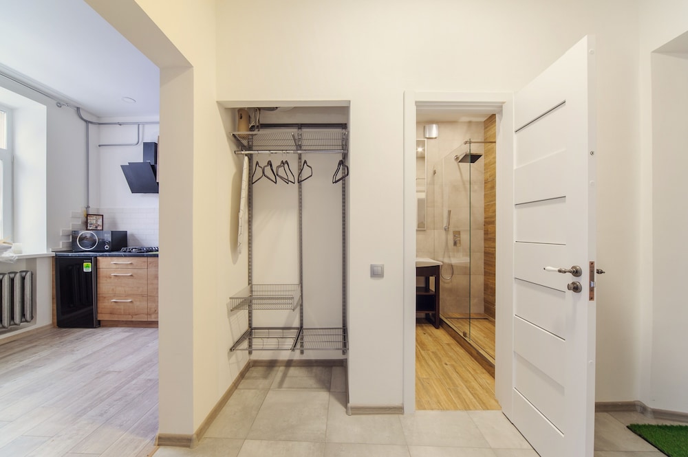 Basic Apartment photo 3