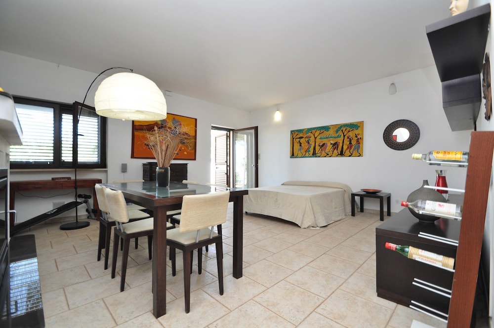 Villa, 2 Bedrooms photo 2