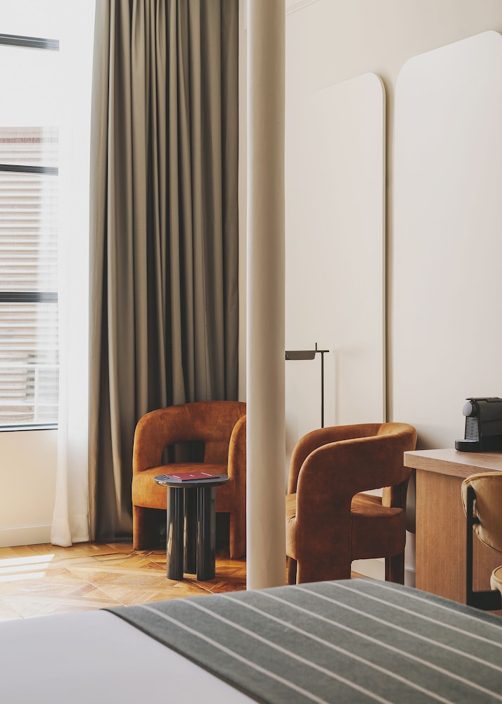 Studio Suite thumbnail 5