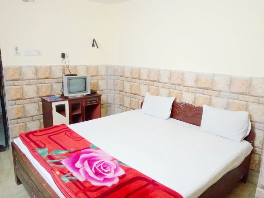 Deluxe Double Room, Balcony - Photo 9