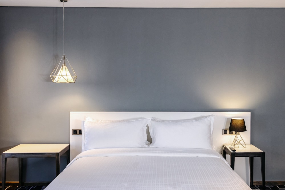 Trademark King City View Room photo 2