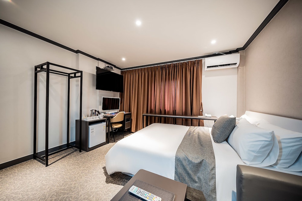 Standard Room - Photo 3