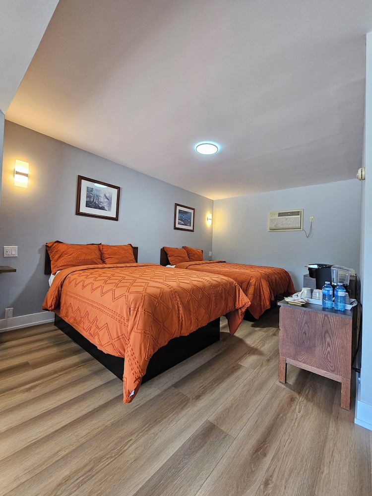 Standard Double Room, 2 Double Beds photo 3