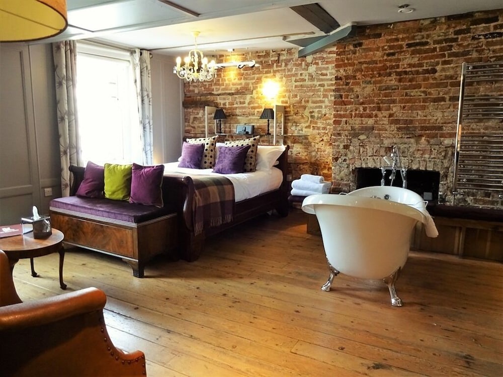 Superior Double Room, Ensuite (KING)