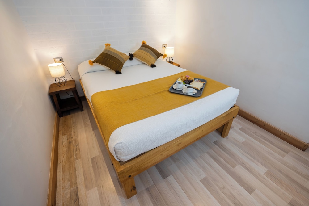 Standard Double Room - Photo 4
