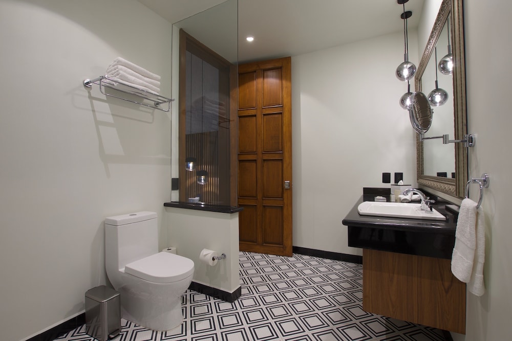 Junior Suite - Photo 12