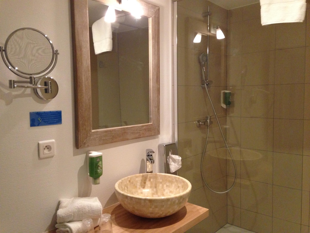 Comfort Room, 2 Twin Beds - Photo 4