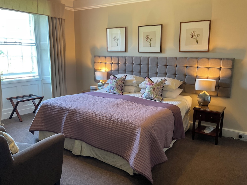 Luxury Double or Twin Room photo 2