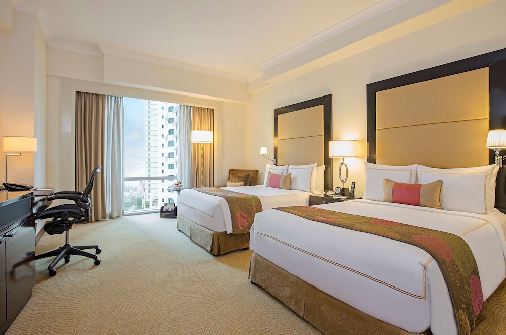 Fairmont Gold, Club Room, 2 Double Beds