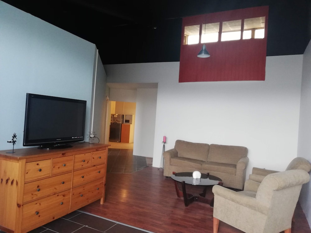 Comfort Apartment, 3 Bedrooms photo 1